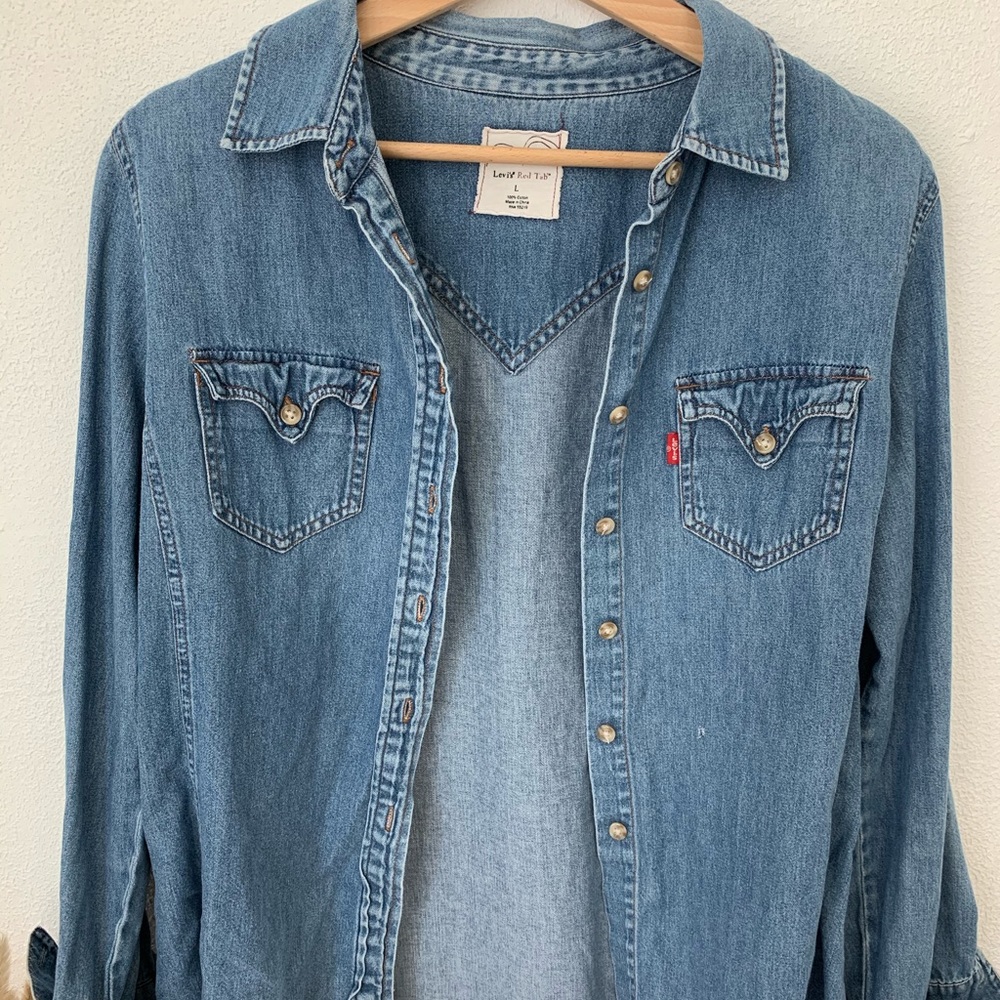 Levi’s red tab long sleeve button up